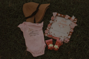 Make a Memorable Pregnancy Announcement with These Creative Ideas